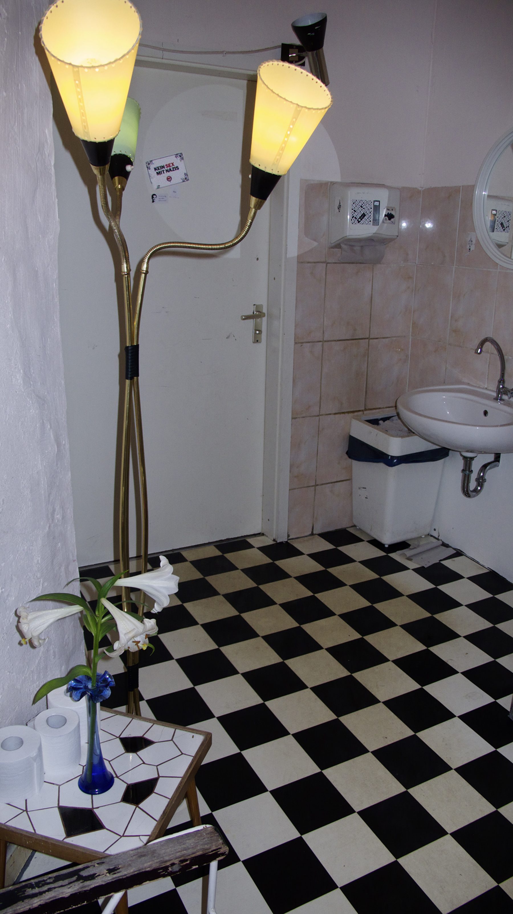 Toilette, kauf dich glücklich