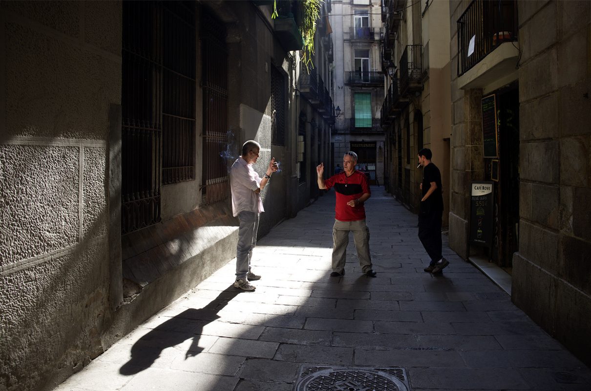 Barcelona, Männer, Diskutieren, Straße