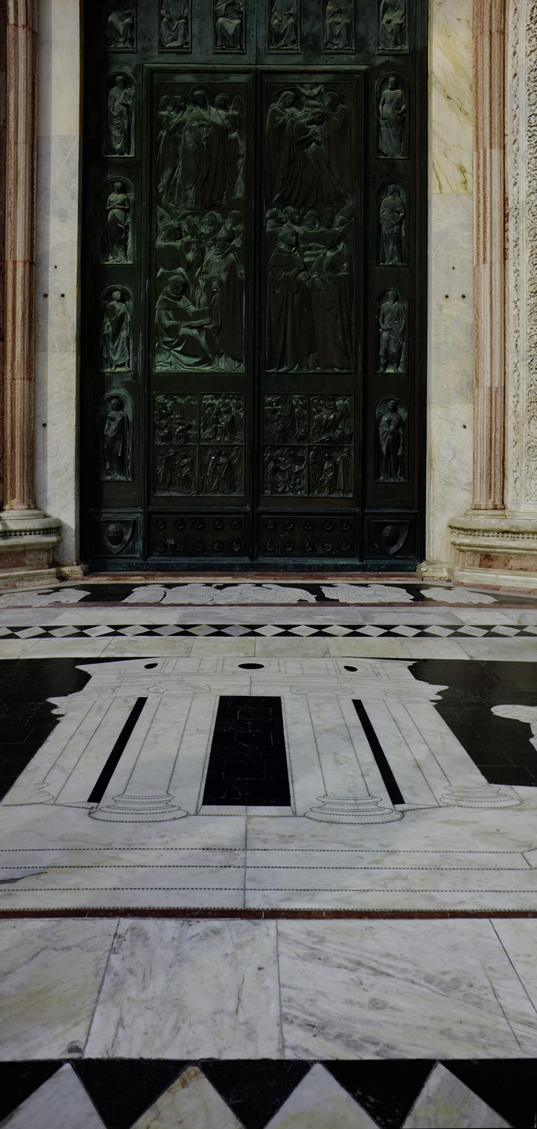 Italien, Kirchenportal Florenz