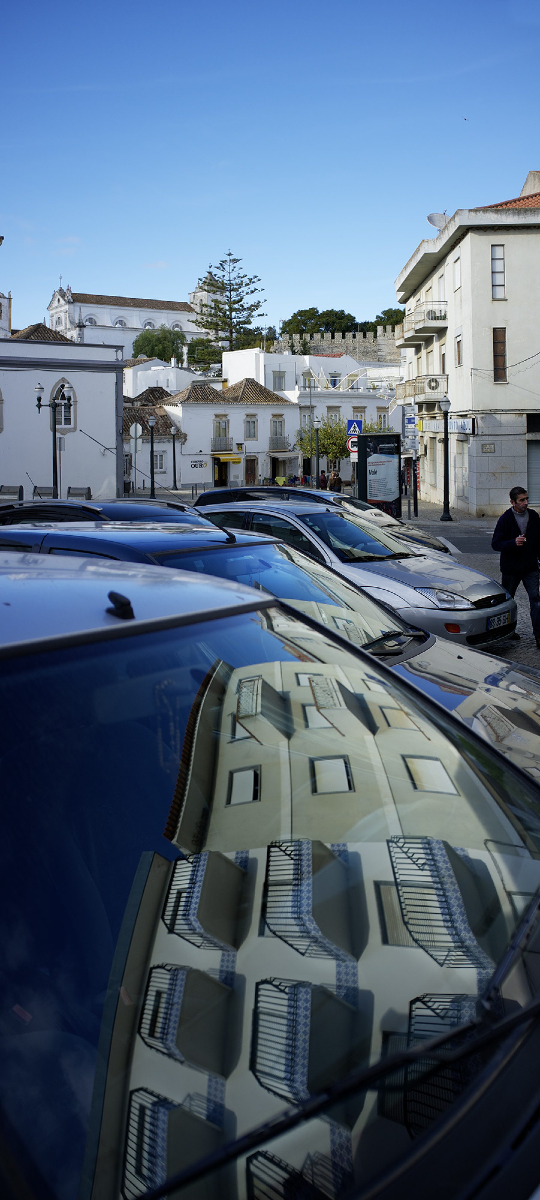 Portugal, Tavira, Auto, Spieglung