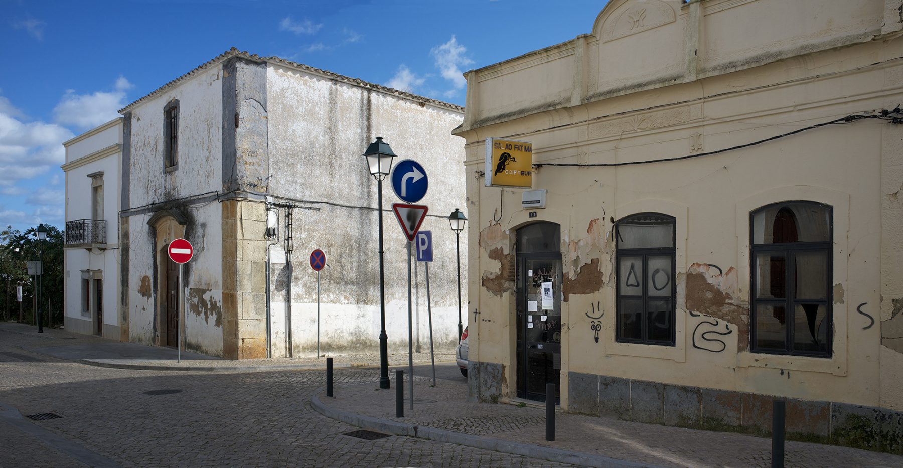 Straßenecke Schilder