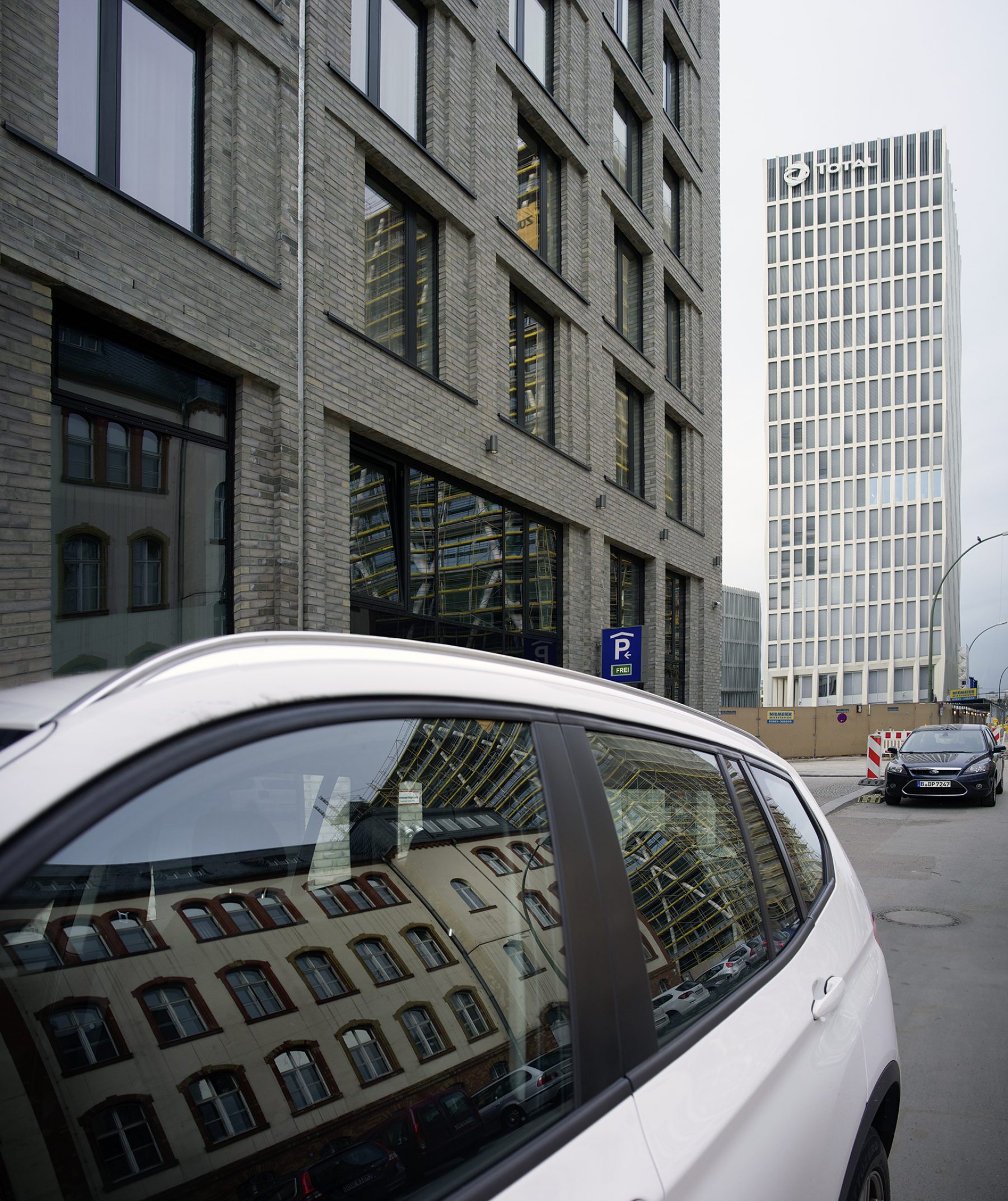 Berlin Mitte, moderne Architektur, Heidestraße